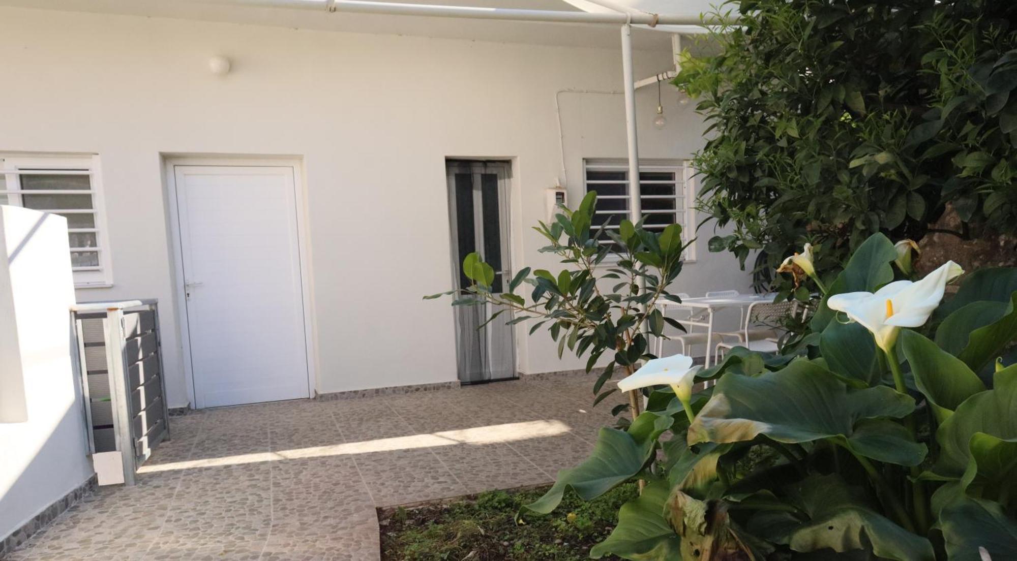 泽尔韦尼翁Seaside House With Garden别墅 外观 照片