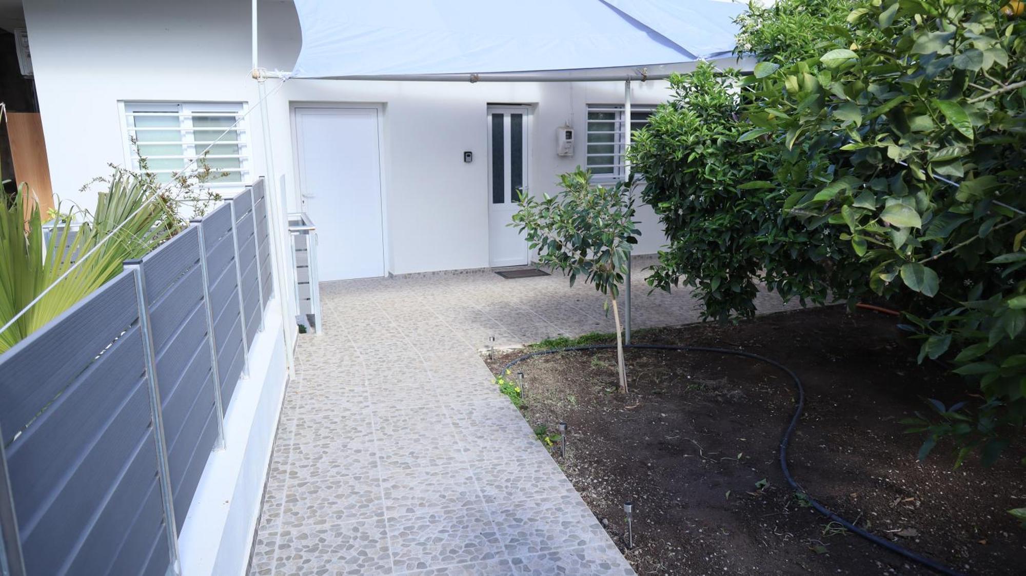 泽尔韦尼翁Seaside House With Garden别墅 外观 照片